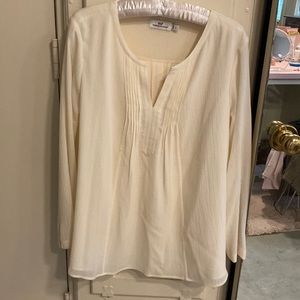 Vineyard vines cream, gauze easy blouse. Year round wear! Dressy or casual.
